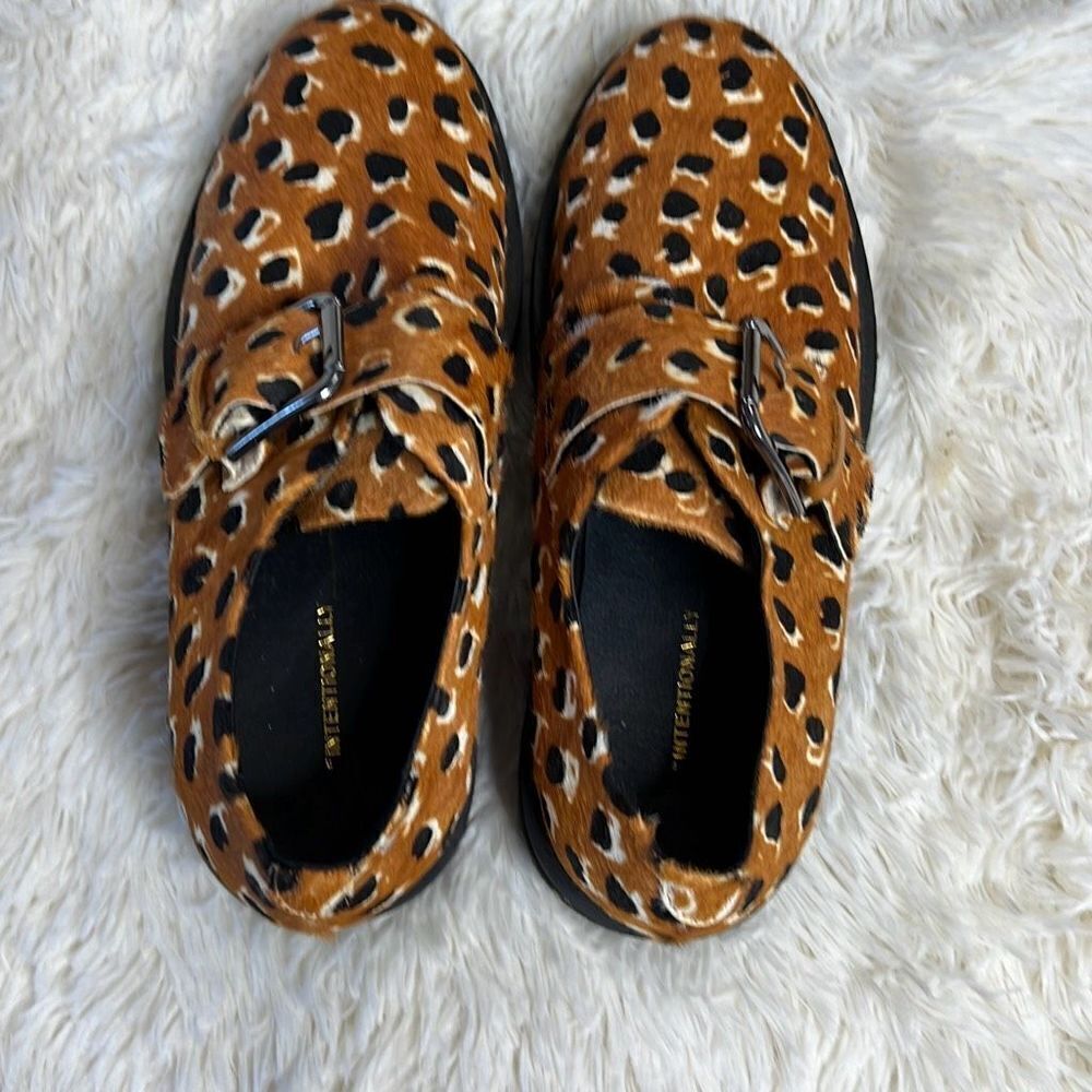 Intentionally Blank Reece Shoes Tan Cheetah - Picture 4 of 9